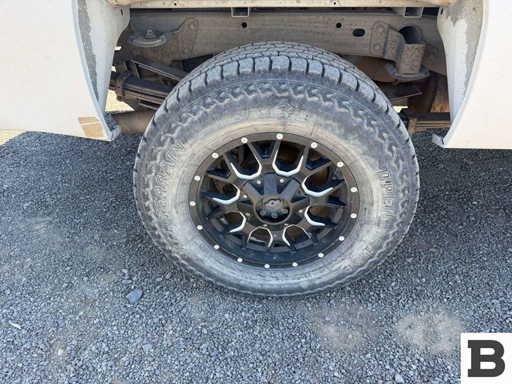 2013-chevrolet-silverado-3500-image-20