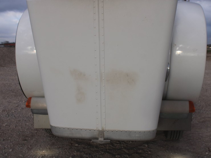 2006-peterbilt-379x-image-97