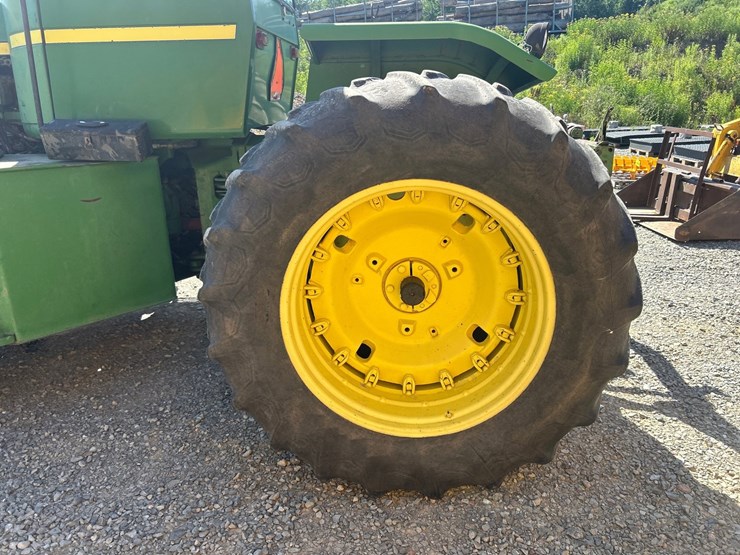 john-deere-8450-image-76