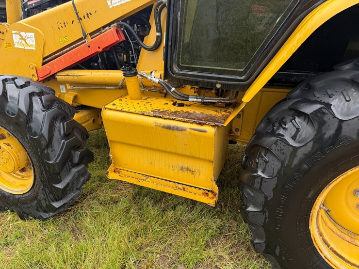 2006-caterpillar-420d-image-51