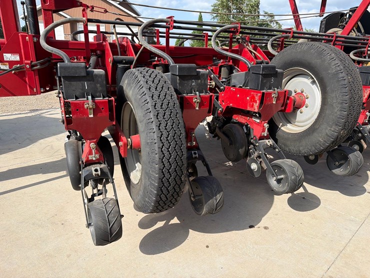 2012-case-ih-1250-image-12