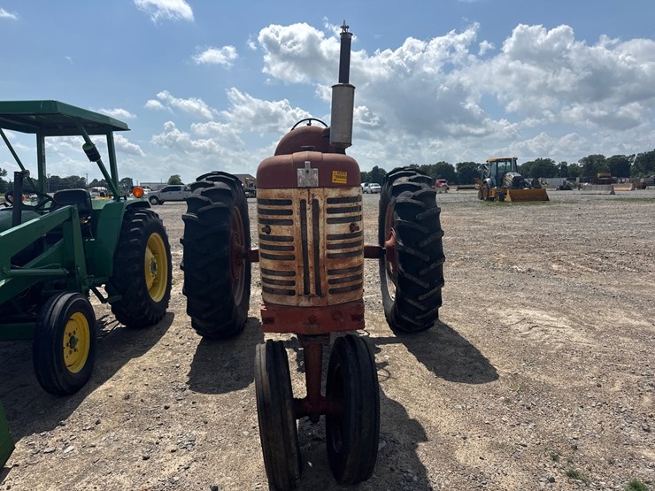 #45331-•-mccormick-farmall-450-tractor-933-inv#-45331-image-16