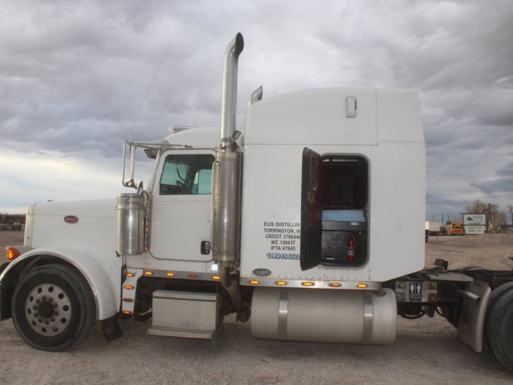 2006-peterbilt-379x-image-57