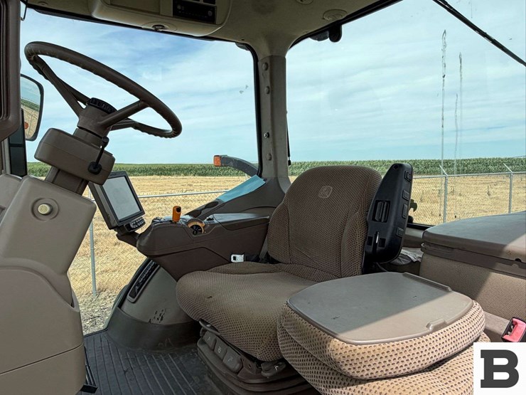 2014-john-deere-8345r-image-49