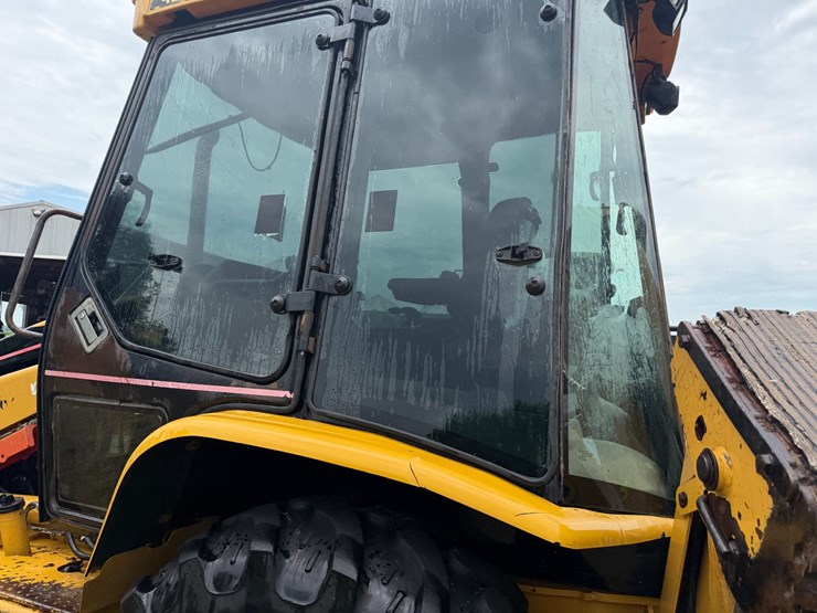 2006-caterpillar-420d-image-49
