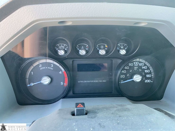 2012-ford-f550-image-12