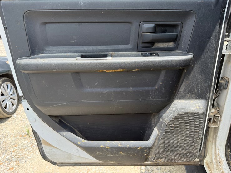 2012-dodge-ram-2500-image-59