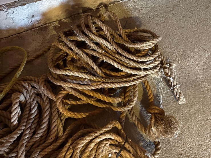 3-bundles-of-rope-image-6