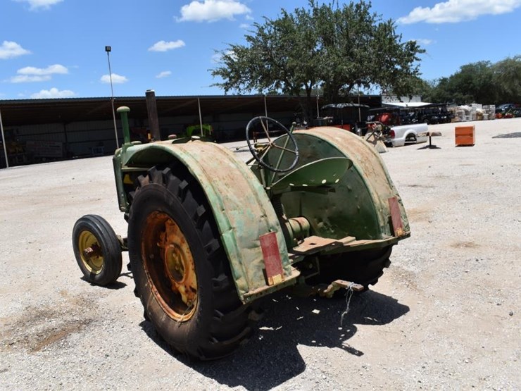 john-deere-a-image-9