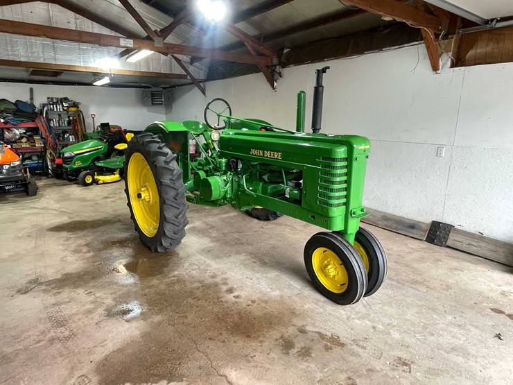 1947-john-deere-model-b-image-3