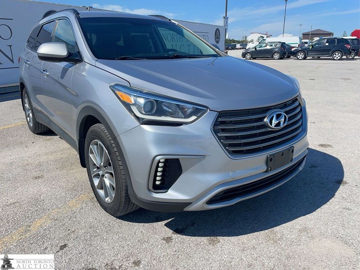 2018-hyundai-santa-fe-image-3