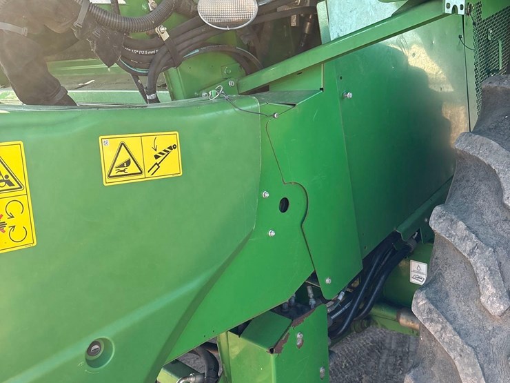 2012-john-deere-s680-image-26