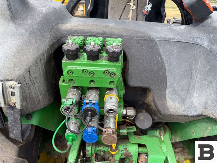 2009-john-deere-5101en-image-19