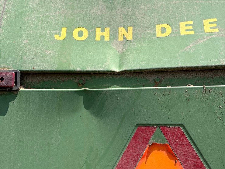 john-deere-4400-image-74