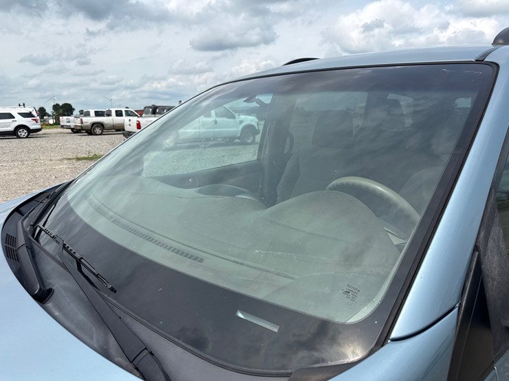 2009-toyota-sienna-image-14