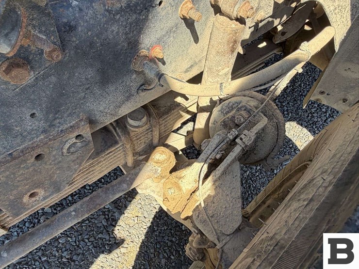2001-mack-cl713-image-45