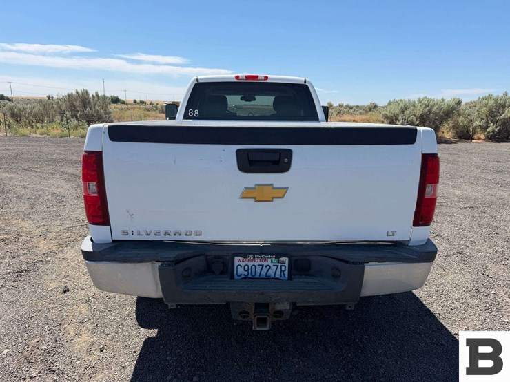 2013-chevrolet-silverado-3500-image-5