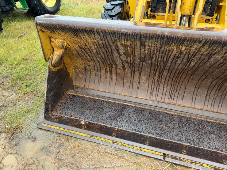 2006-caterpillar-420d-image-58