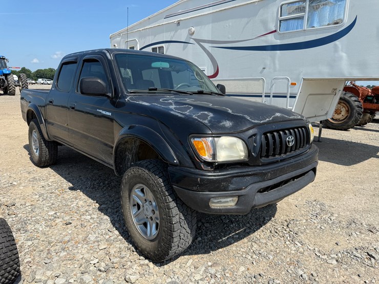 2003-toyota-tacoma-image-3