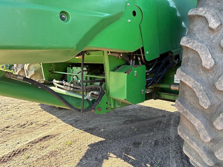 2012-john-deere-s680-image-25