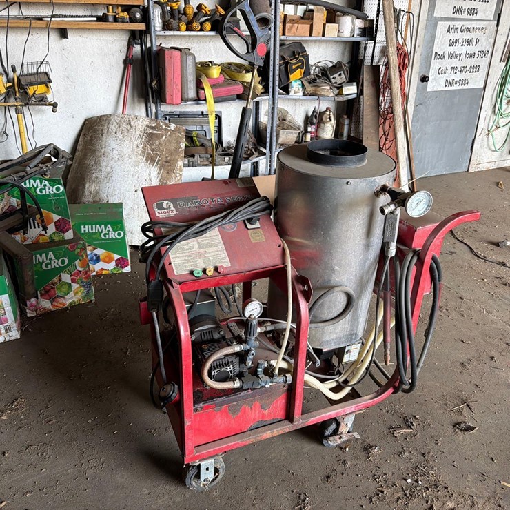 Sioux Dakota Series Hot Water Steam Cleaner Power washer