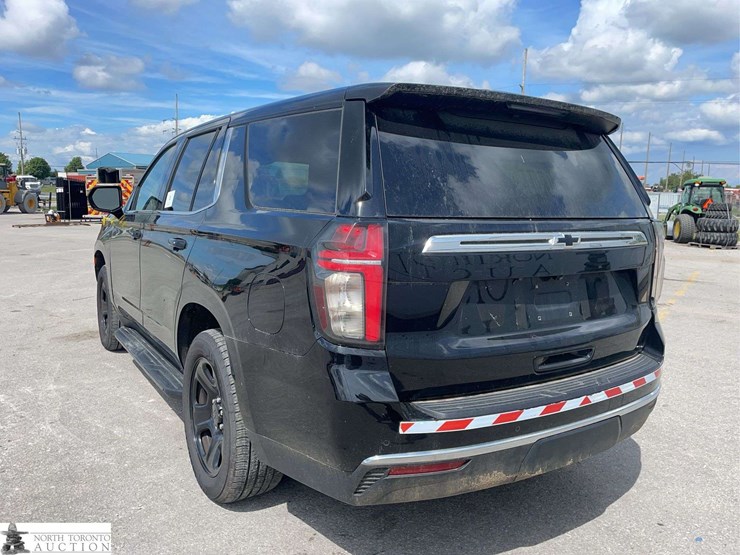 2021-chevrolet-tahoe-image-7