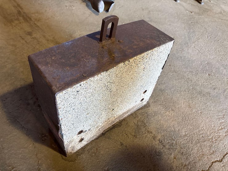 cement-front-tractor-weight-image-2