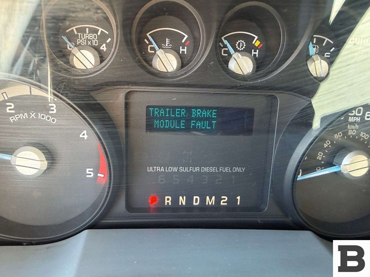 2013-ford-f550-image-46