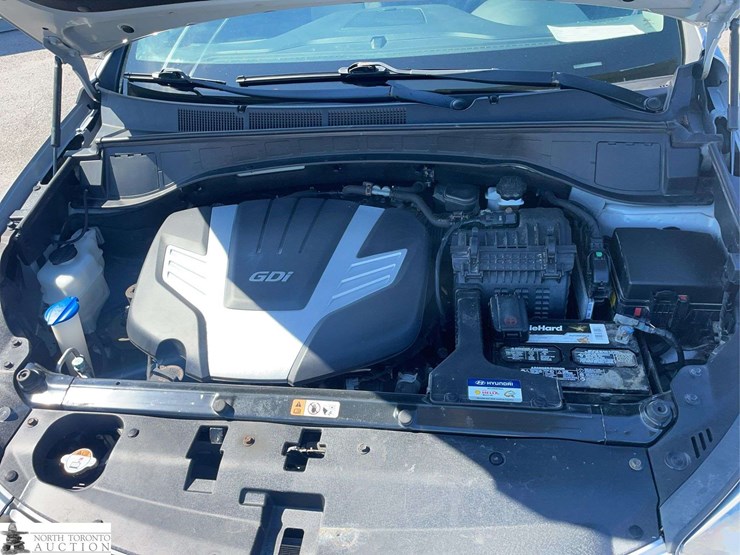 2018-hyundai-santa-fe-image-9