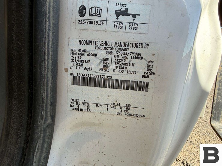2002-ford-f550-image-36