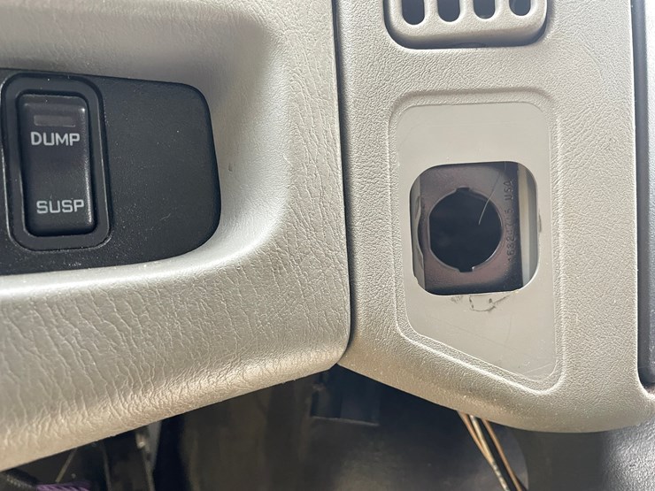 2016-international-durastar-4400-image-69