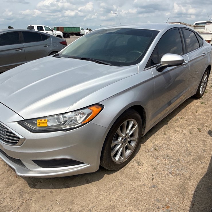 #48153 • 2017 Ford Fusion SE Sedan 3FA6P0HD4HR287339 INV# 48153