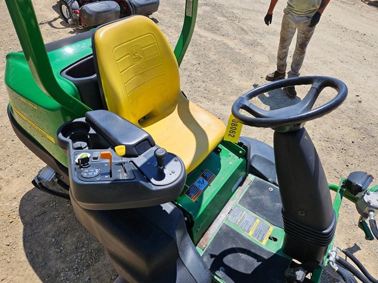 john-deere-2500b-image-18