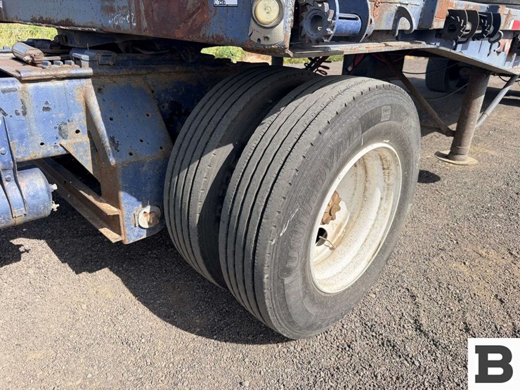 1974-utility-flatbed-image-24