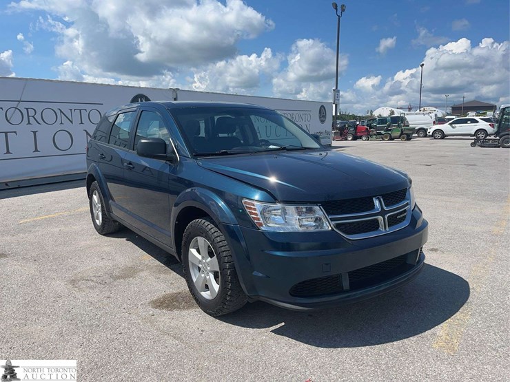 2014-dodge-journey-image-3