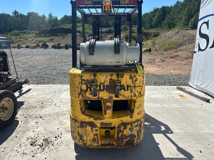 hyundai-25lc-7m-image-3