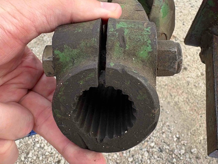 john-deere-14-image-15