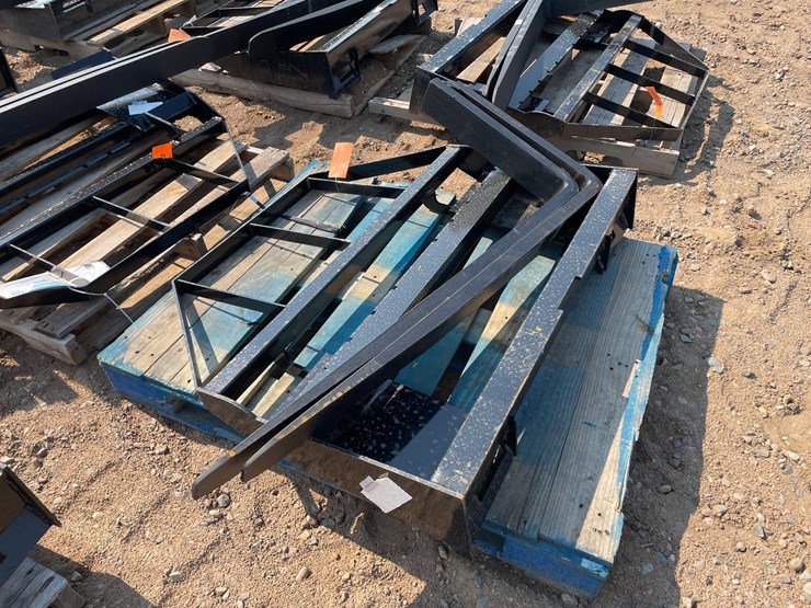 #18360-•-unused-2026-mower-king-skid-steer-forks-(princeton,-mn)-image-2