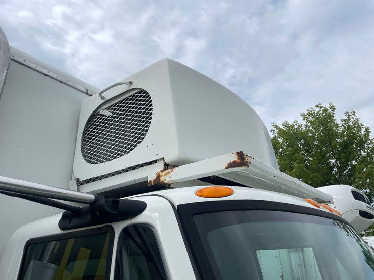 2016-international-durastar-4400-image-39