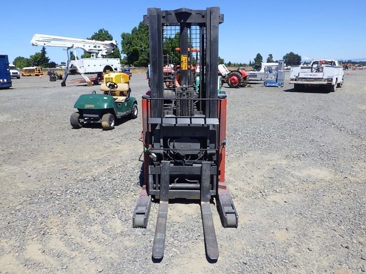 prime-mover-tt30c-forklift-image-2
