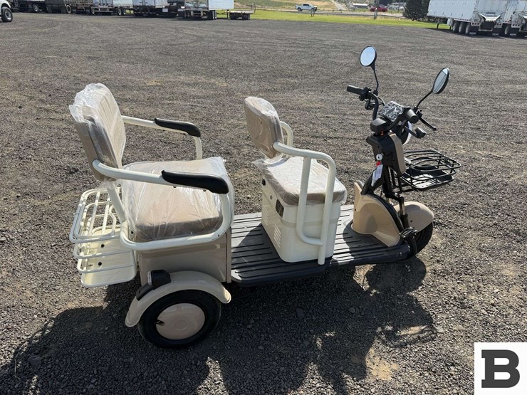 2026-sdlanch-irgc40-mini-golf-cart-image-15