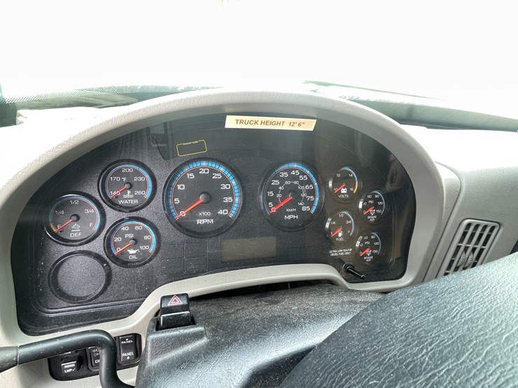 2016-international-durastar-4400-image-60