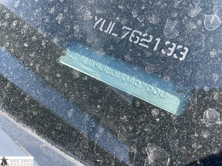 2013-ford-edge-image-18