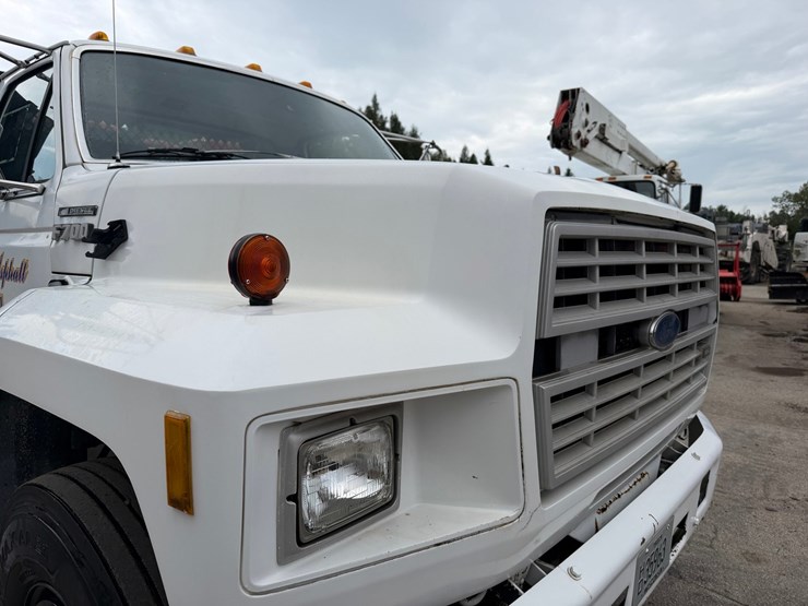 ford-f700-image-18