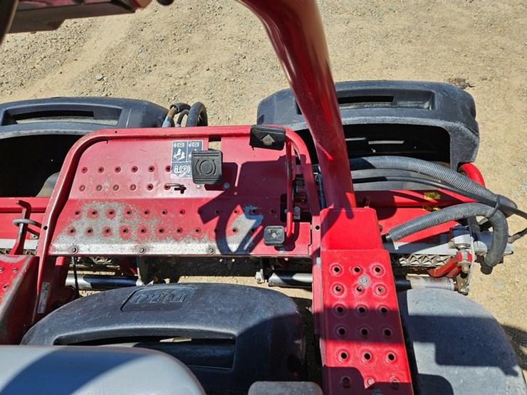 2016-toro-greensmaster-3150-image-27