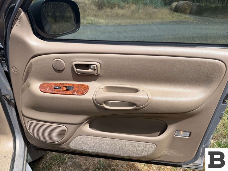 2000-toyota-tundra-image-28