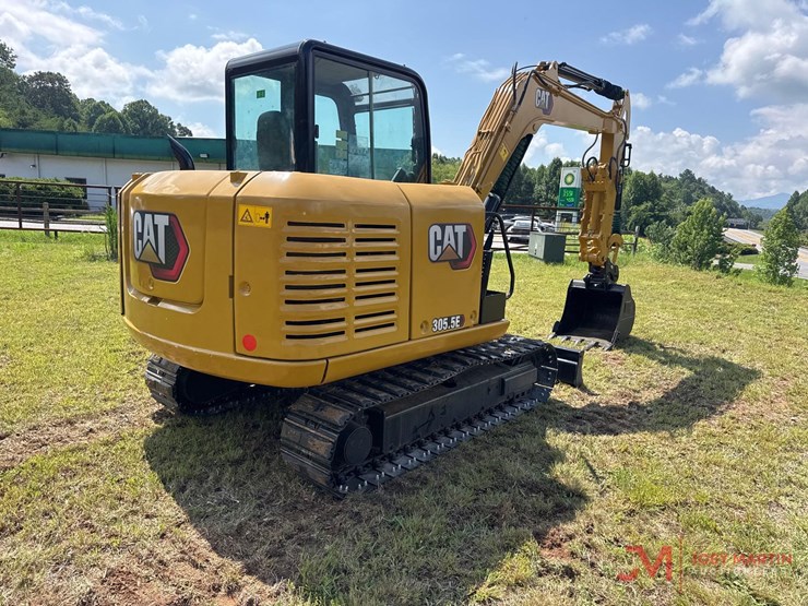 caterpillar-305.5e2-image-6