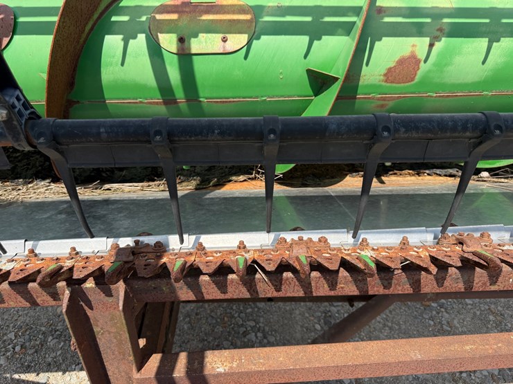 john-deere-630f-image-24