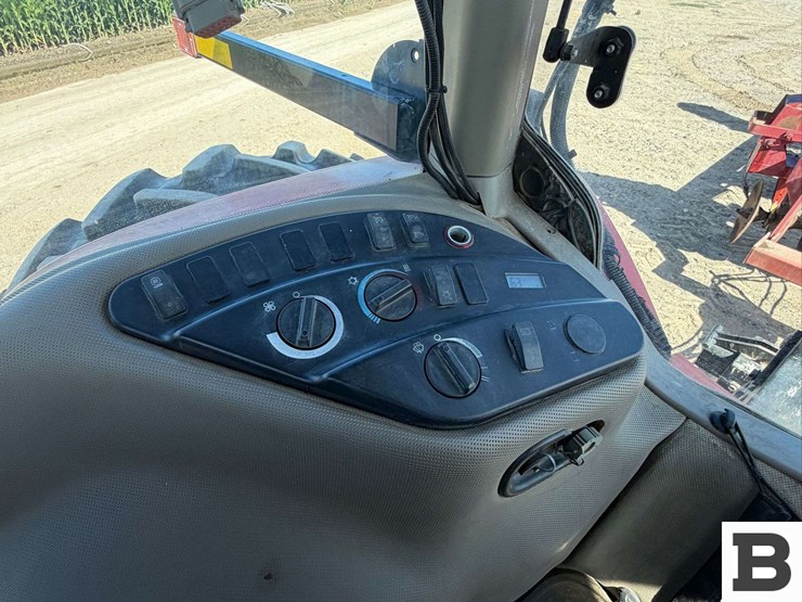 2005-case-ih-285-image-53