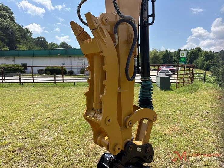 caterpillar-305.5e2-image-14